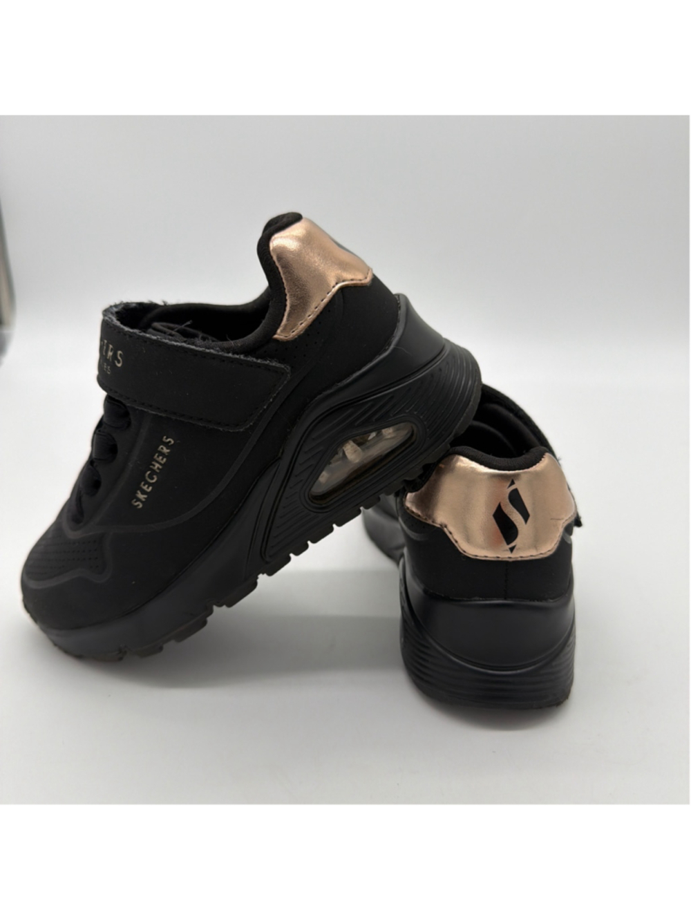 Skechers Kids Sneakers Black and Rose Gold Size 10.5C